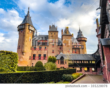 Castle De Haar or Kasteel de haar in Utrecht, Netherlands 101228078