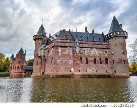 Castle De Haar or Kasteel de haar in Utrecht, Netherlands Castle De Haar or Kasteel de haar in Utrecht, Netherlands 101228159