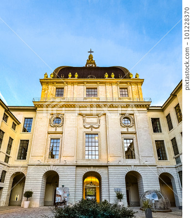 Grand Hotel Dieu courtyard and garden in Lyon, France 101228370