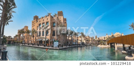 Souk Madinat Jumeirah in Dubai, traditional arabian bazaar market, UAE 101229418