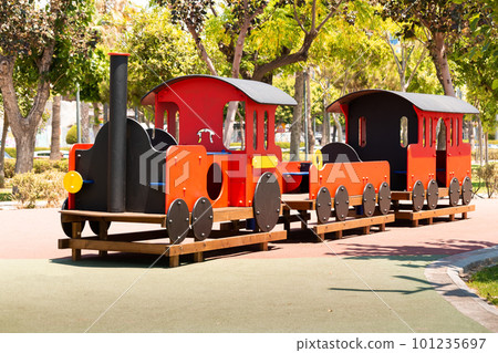 Playground Playground 101235697