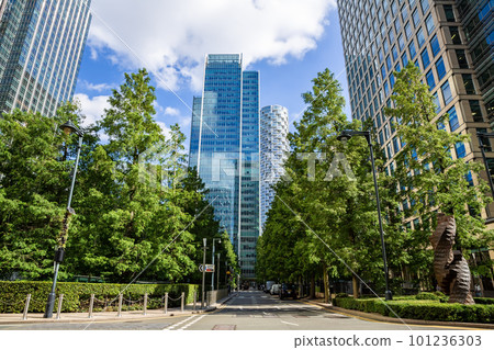 Canary Wharf in London Canary Wharf in London 101236303