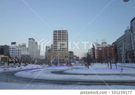 車站前的雪景_函館 101239177