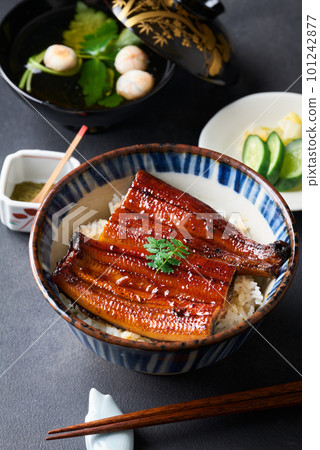 Japanese eel bowl Japanese eel bowl 101242877