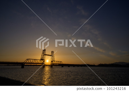 The bridge illuminated by the sunset The bridge illuminated by the sunset 101243216