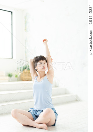 Beauty beauty young woman Beauty beauty young woman 101245824