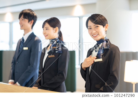 Hotel hotel man business customer service concierge real estate photography cooperation "LINK FOREST" Hotel hotel man business customer service concierge real estate photography cooperation "LINK FOREST" 101247290