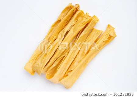 Bean threads or dried bean curd sticks 101251923