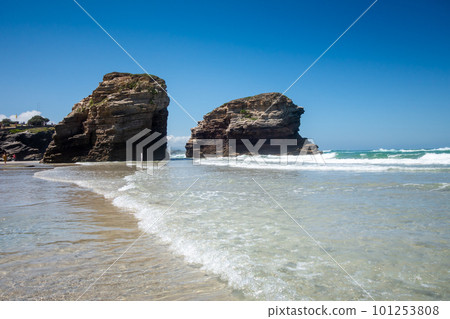 As Catedrais beach - Beach of the Cathedrals - Galicia, Spain 101253808