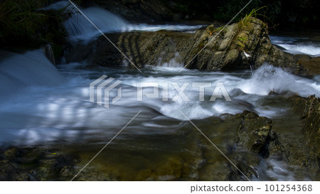 谷、小川、エメラルドの小川、台湾、山谷，水流，翠綠的水流，台灣，Valleys, streams, 101254368