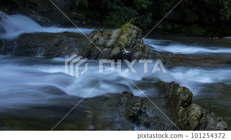 谷、小川、エメラルドの小川、台湾、山谷，水流，翠綠的水流，台灣，Valleys, streams, 101254372