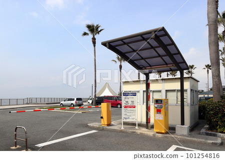 Matsue Coast Rest Facility Parking Lot (Harima Cycling Road, Akashi City, Hyogo Prefecture) 101254816