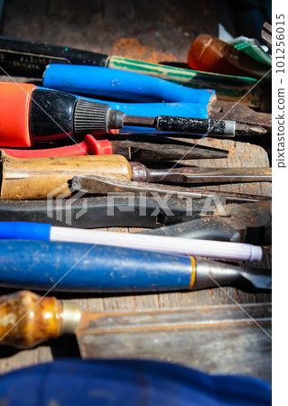 Artist hand tools for handcraft 101256015
