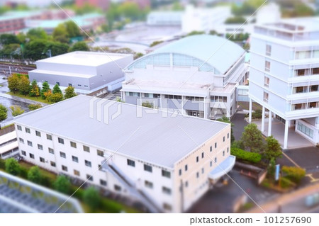 3rd floor building 101257690