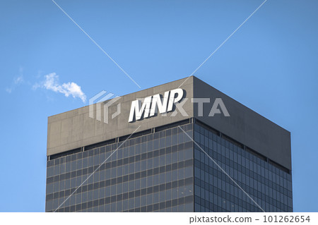 Edmonton, Alberta, Canada. Apr 04, 2023. A MNP building sign. One of the largest full-service chartered professional accountancy and business advisory firms in Canada. 101262654
