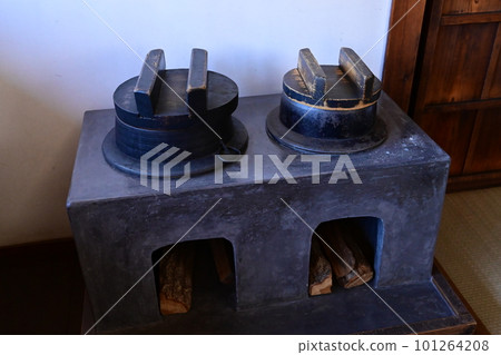 Old folk house Kamado and old life 101264208
