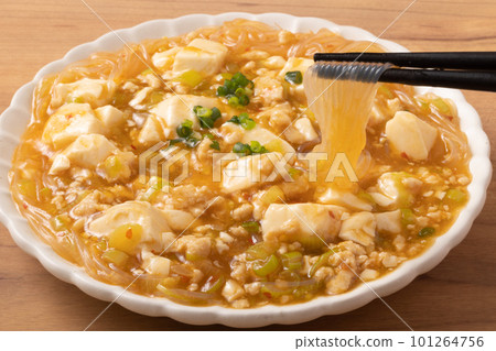 Mapo tofu with vermicelli Mapo tofu with vermicelli 101264756