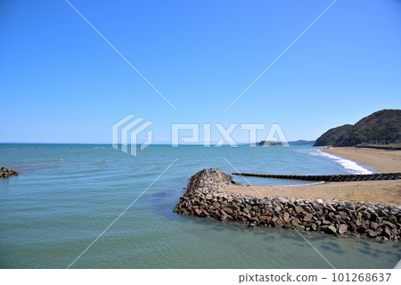 《三重縣》伊勢市二見町上崎海水浴場 101268637