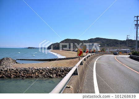 《Mie Prefecture》Kamisaki Beach, Futami-cho, Ise City 101268639