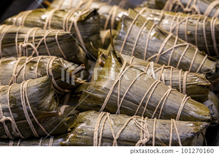 肉粽，粽子，端午節， 台灣，肉宗、宗子、ドラゴンボートフェスティバル、台湾、Zongzi 101270160