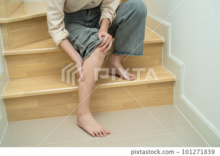 Asian lady woman patient fall down the stairs because slippery surfaces Asian lady woman patient fall down the stairs because slippery surfaces 101271839