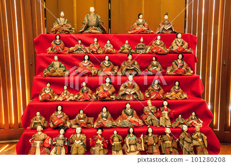 一個娃娃 101280208