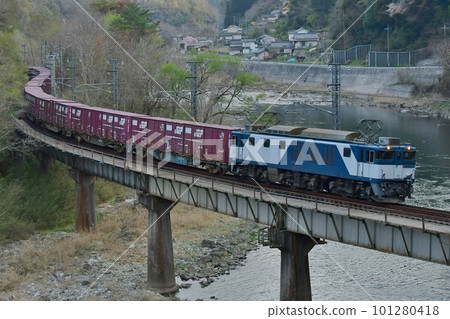 EF64 1000 updated colors + container row Hakubi Line Hakubi-Ikura 101280418