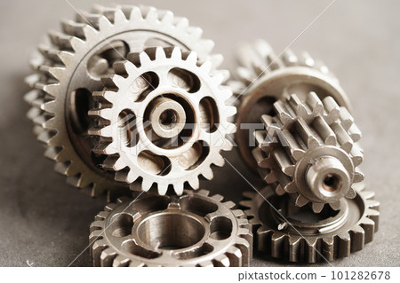 Metal gear wheel engine car and bike, mechanic industry concept. 101282678
