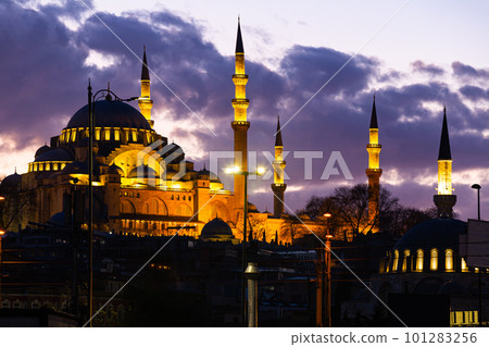 Suleymaniye Mosque view at night in Istanbul Suleymaniye Mosque view at night in Istanbul 101283256