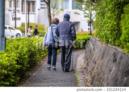 日本的東京城市景觀 老齡化社會 = 橫濱市 101284124
