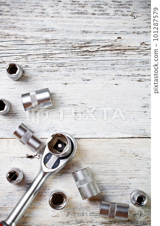 Socket wrench 101287579