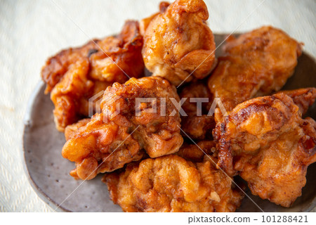 lots of fried chicken 101288421