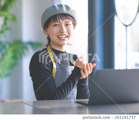 人 人物 人類 101291737