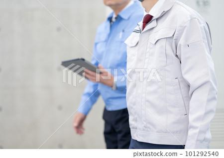 Man in work clothes Real estate developer 101292540