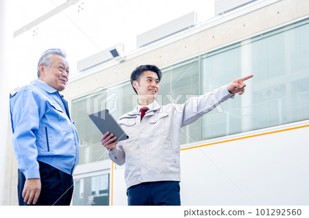 Man in work clothes Real estate developer Man in work clothes Real estate developer 101292560