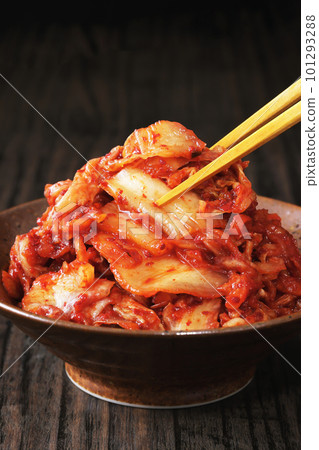 Spicy Chinese cabbage kimchi heaped on a small plate 101293288