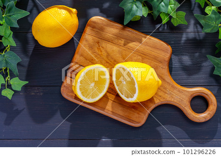 Lemon  101296226