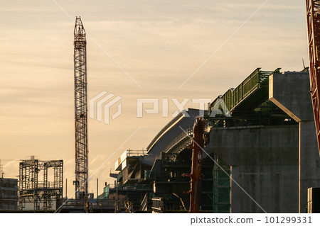 Construction site of the Shin-Meishin Expressway in Hirakata City, Osaka Prefecture Construction site of the Shin-Meishin Expressway in Hirakata City, Osaka Prefecture 101299331