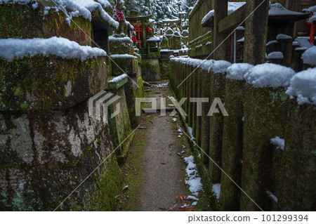 大阪府枚方市新名神高速公路施工現場 101299394