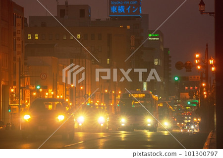 Nusamai橋和北大通的黃昏 Nusamai橋和北大通的黃昏 101300797