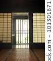 Japanese-style room in front of the engawa 101301671