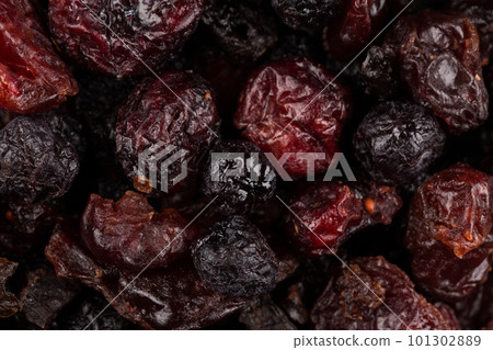 Dried cranberries, cherries and blueberries 101302889