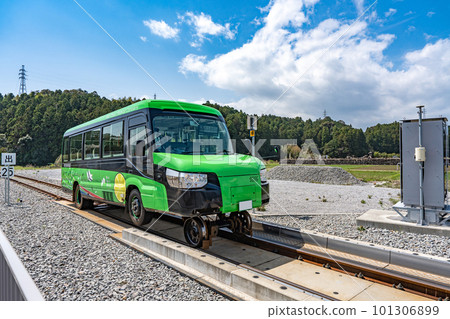 [Asa Kaigan Railway] DMV in train mode 101306899