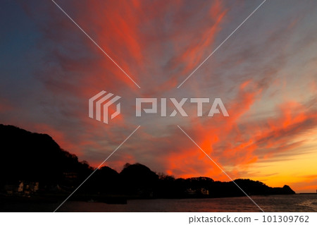 Sunset over the mountains 101309762