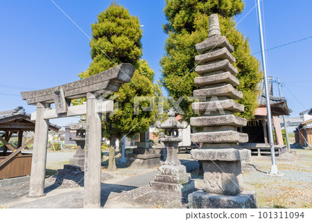 《福岡縣》築後市光明寺石九層塔對馬 101311094