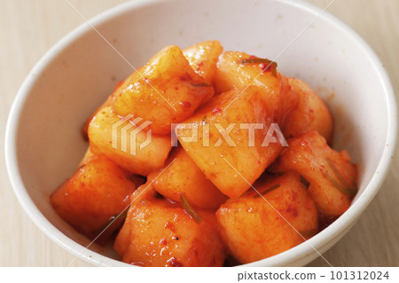 Kakuteki kimchi served on a side dish 101312024