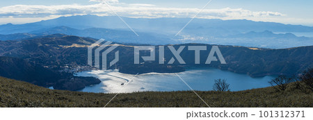 Lake Ashinoko and Suruga Bay viewed from the summit square of Mt. Komagatake in Hakone-machi, Ashigarashimo-gun, Kanagawa Prefecture, Japan 101312371