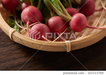 新鮮的蘿蔔 101313794