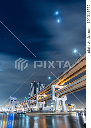 Kobe city night view and Hamate Bypass seen from Meriken Park in Kobe City, Hyogo Prefecture, Japan 101315752