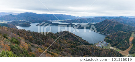 Lake Suigetsu, Lake Mikata and Lake Suga seen from Mikata Goko Rainbow Line Summit Park in Wakasa Town, Mikata Kaminaka District, Fukui Prefecture, Japan Lake Suigetsu, Lake Mikata and Lake Suga seen from Mikata Goko Rainbow Line Summit Park in Wakasa Town, Mikata Kaminaka District, Fukui Prefecture, Japan 101316019
